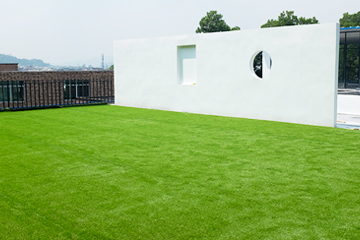 天河客運站樓頂人造草綠化