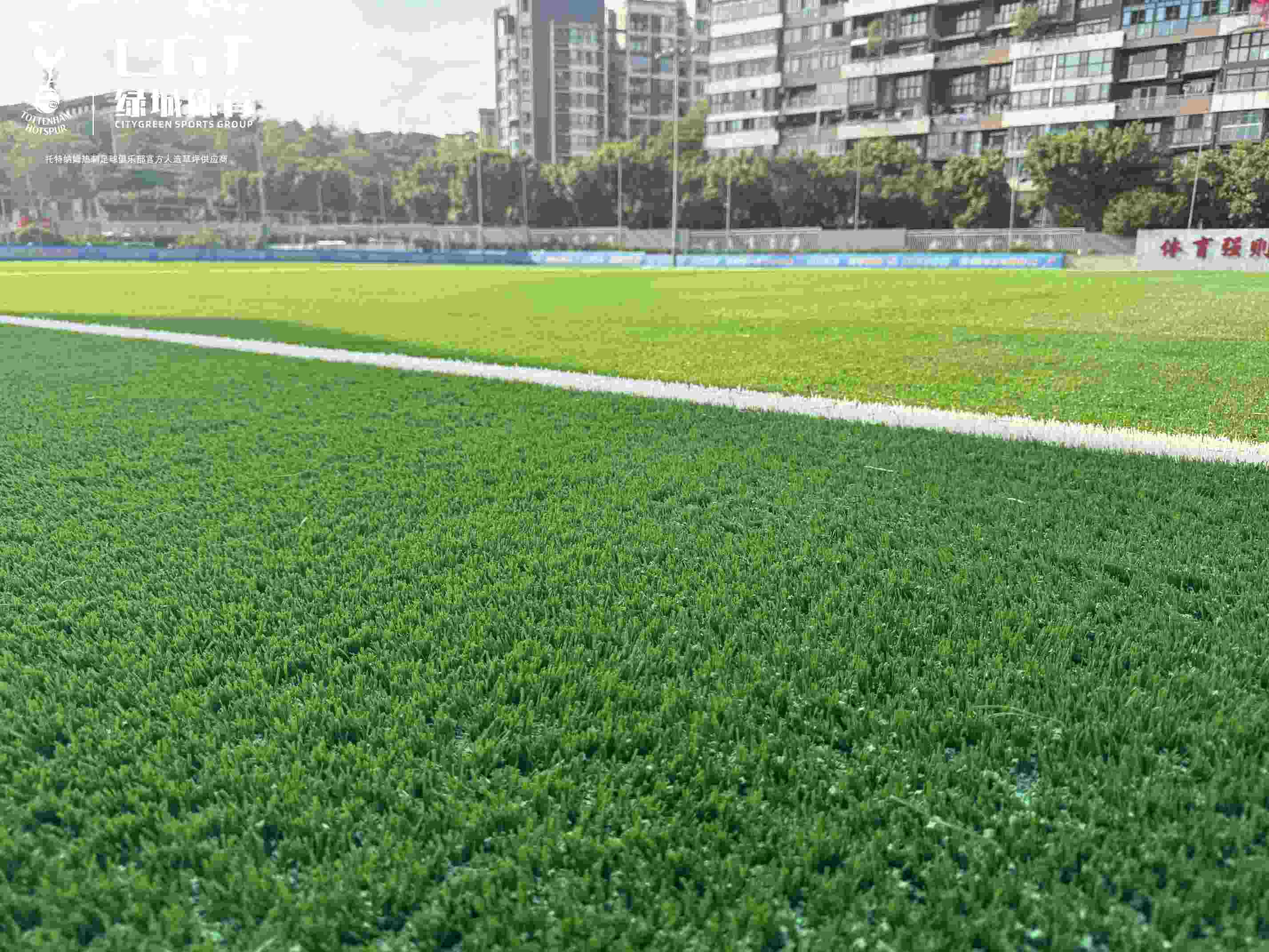 CGT綠城體育為重慶奧體中心鋪設(shè)可回收人造草 打造綠色運(yùn)動(dòng)新標(biāo)桿